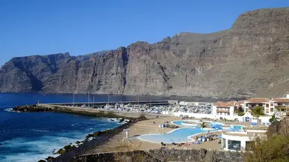 Port of Los Gigantes
